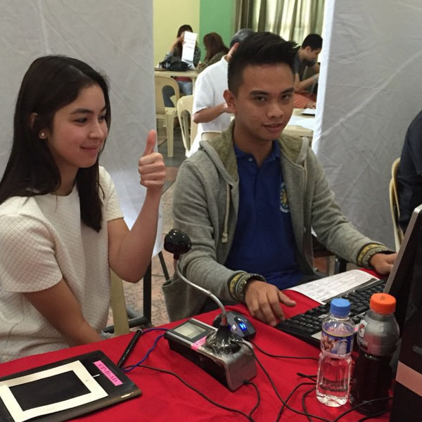 LOOK: Celebrities who are now registered voters #7