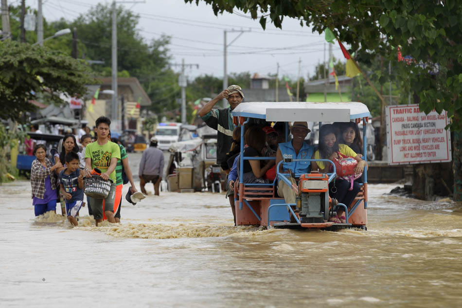 'dredging To Solve Flooding In Bulacan, Pampanga' 