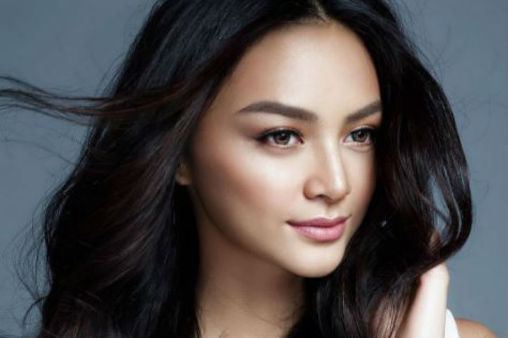 Career Comes First For Miss International Kylie Verzosa | ABS-CBN News