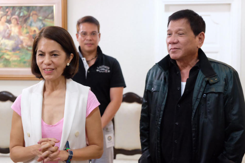 Philippines' Duterte says will do Philippines' Duterte says will do