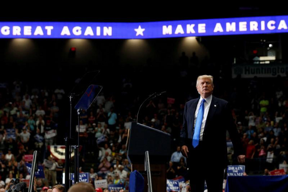 Trump Approval Rating At 50 Percent Or Higher In 17 States
