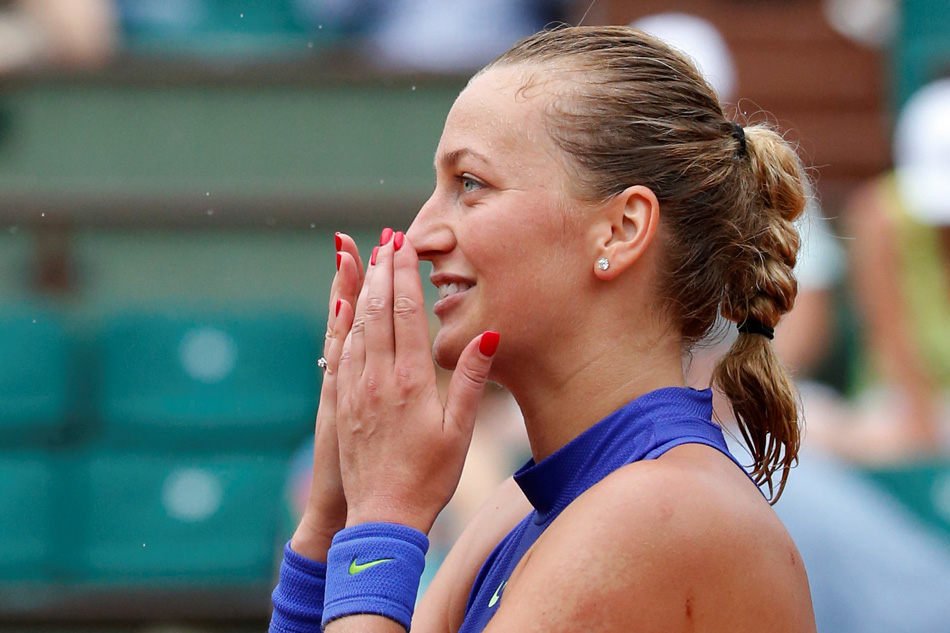 Angelique Kerber falls to Ekaterina Makarova at 2017 French Open Angelique Kerber falls to Ekaterina Makarova at 2017 French Open