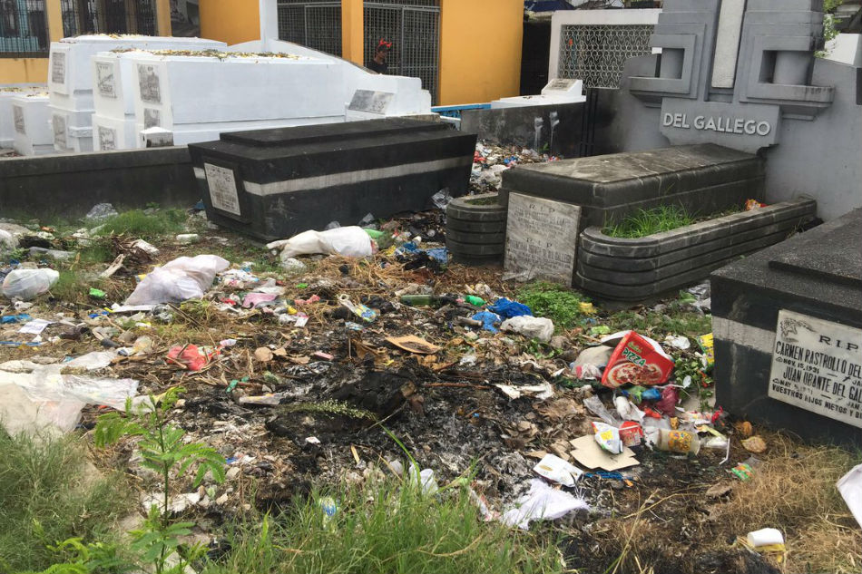 Truck Ng Basura Nahakot Mula Sa Manila North Cemetery Abs Cbn News