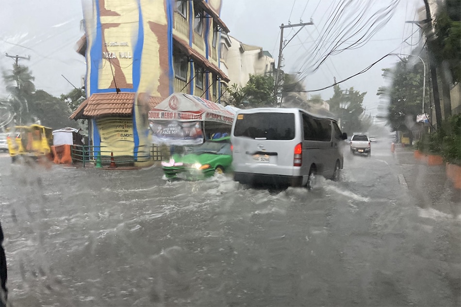 Ilang Bahagi Ng Metro Manila Binaha Dahil Sa Malakas Na Ulan ABS CBN