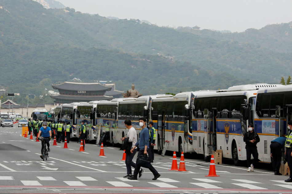 Korean bus