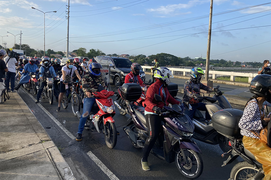 Trapiko sa checkpoint sa Kamaynilaan nitong ECQ. Jervis Manahan, ABS-CBN News
