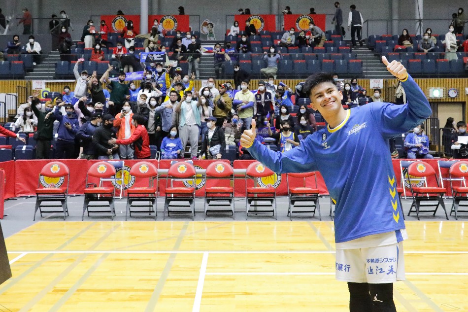 Kiefer Ravena turned 28 on Wednesday. (c) B.LEAGUE