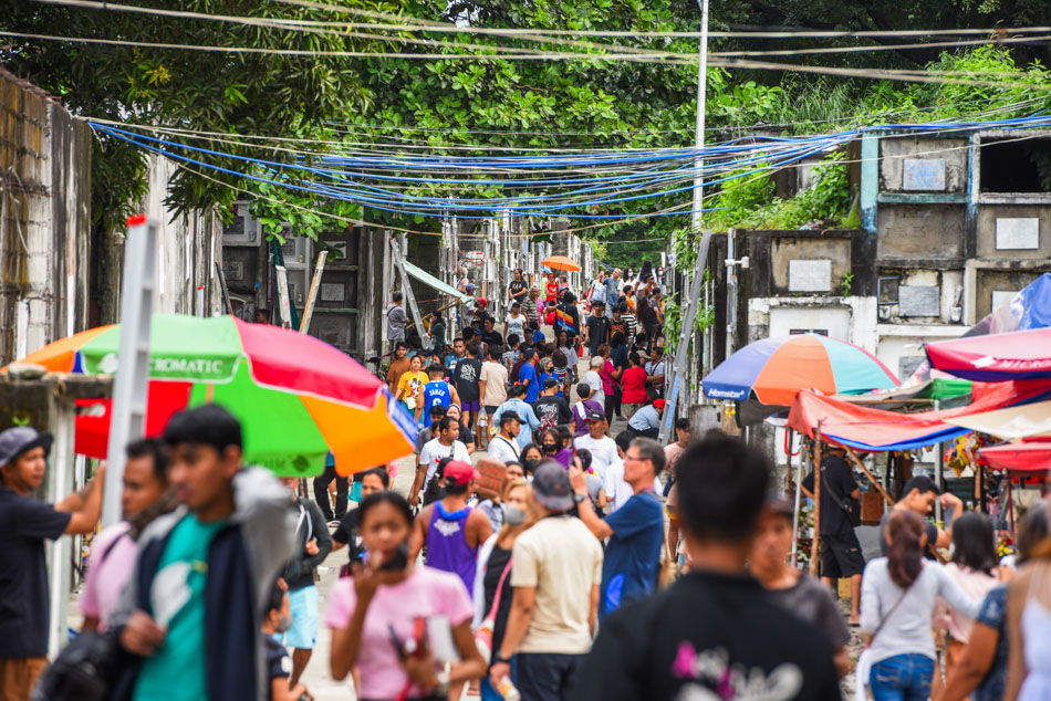 Filipinos Fill Grave Sites On Undas ABS CBN News