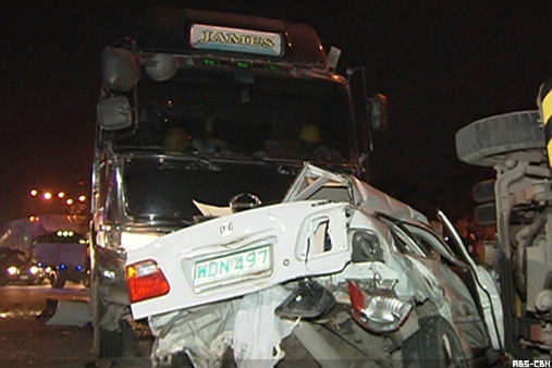 Lasing Na Truck Driver Inararo Ang Sasakyan Sugatan Abs Cbn News