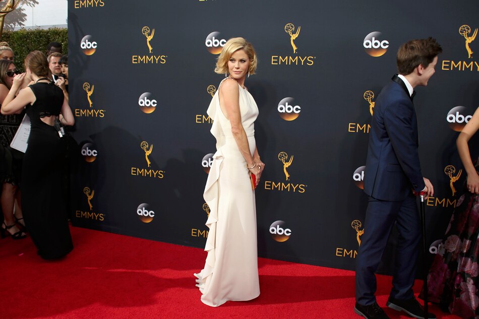 Emmys red carpet: red, black, yellow and gorgeous 12