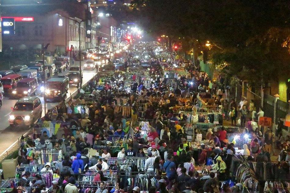 LOOK: Thousands flock to Baguio's 'ukay-ukay' | ABS-CBN News