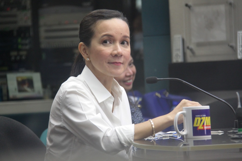Poe disqualified in 2016 polls: Comelec division 1