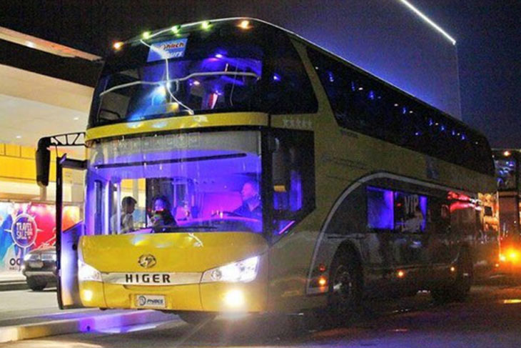 Двухэтажный автобус в Донецке. Двухэтажный автобус в Ереване. Двухэтажный автобус Аризона. Двухэтажный автобус Краснодар преимущества. П общественный транспорт