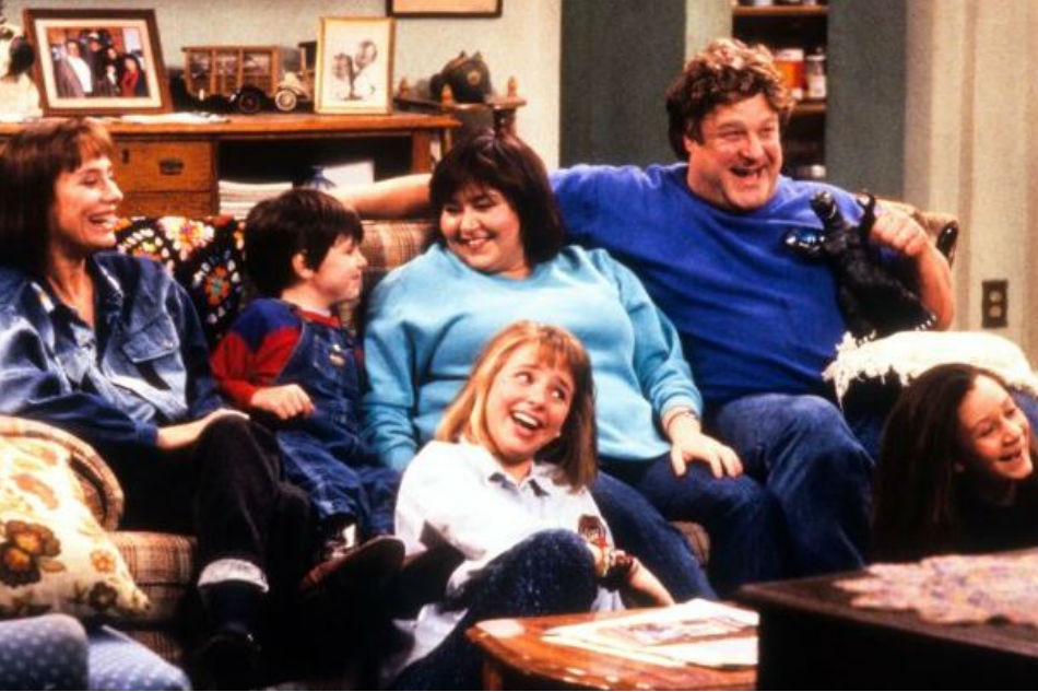 Hit sitcom 'Roseanne' returns to US screens in 2018 | ABS-CBN News