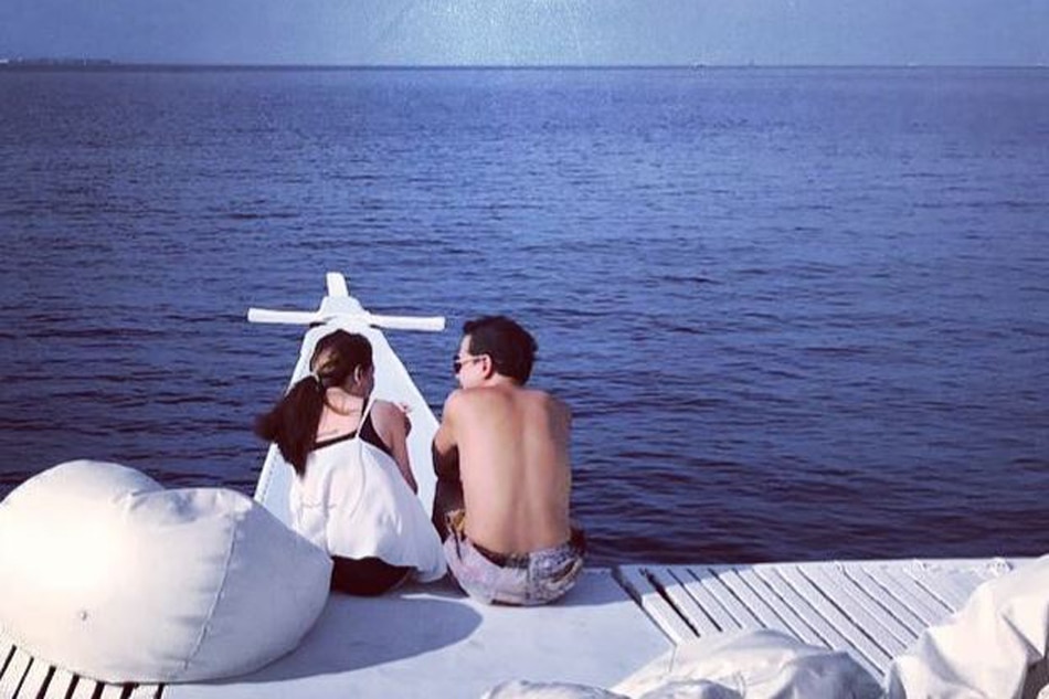 Look John Lloyd Ellen Adarna Share New Vacation Photos Abs Cbn News