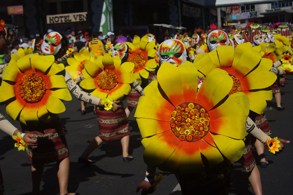 simple panagbenga festival costume