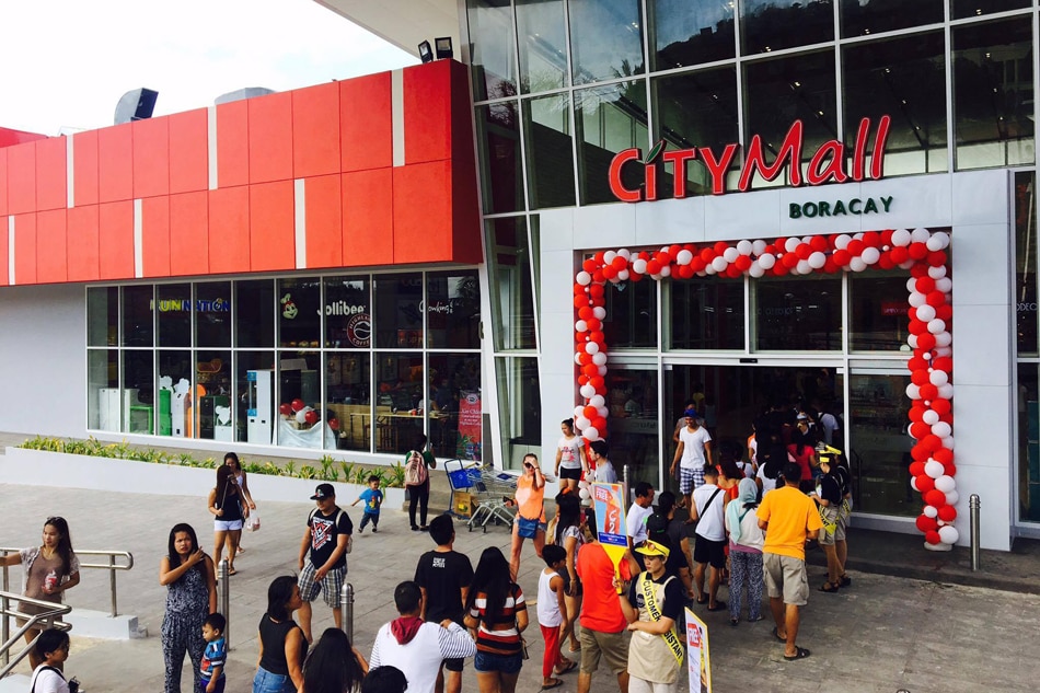 Developer downplays environment issues raised vs new Boracay mall 1