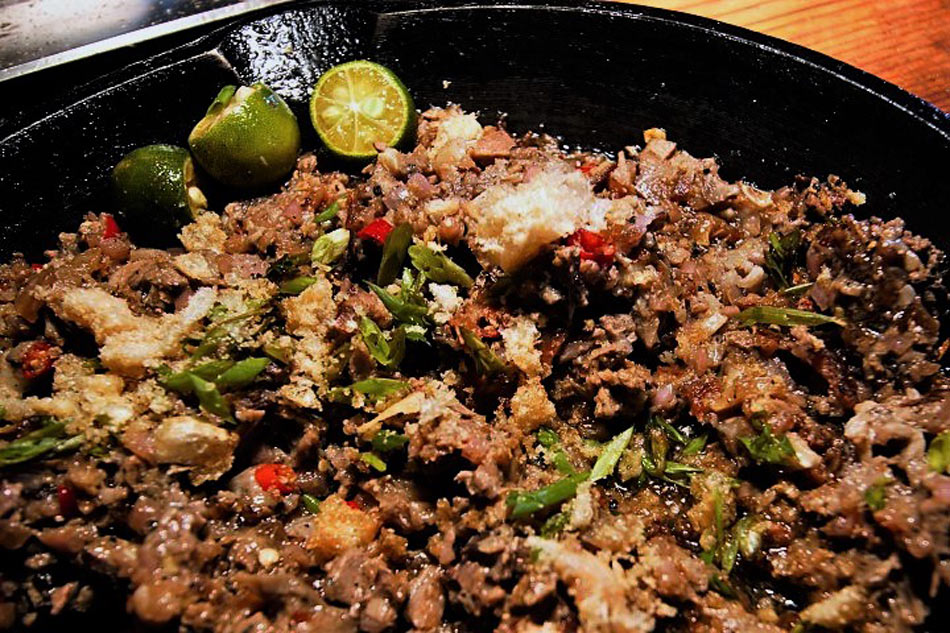 Angeles City's Sisig Fiesta off to a sizzling start | ABS-CBN News