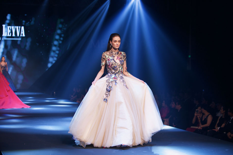 michael leyva gown price