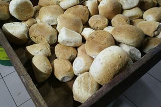 Bakers mull cutting sugar in pandesal as price soars to P5K per sack