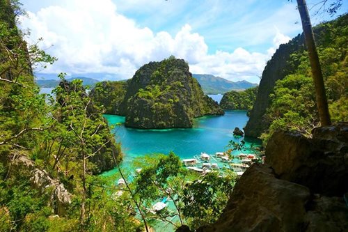Coron to reopen to local tourists Tuesday