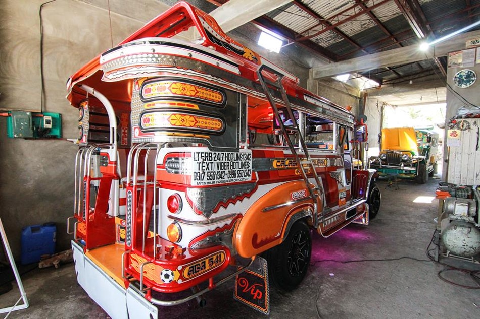 pangasinan-repair-shop-restores-old-jeepneys-to-avoid-phase-out-abs