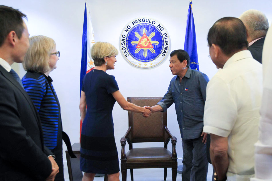 Amid criticism, Australian foreign minister meets Duterte 1
