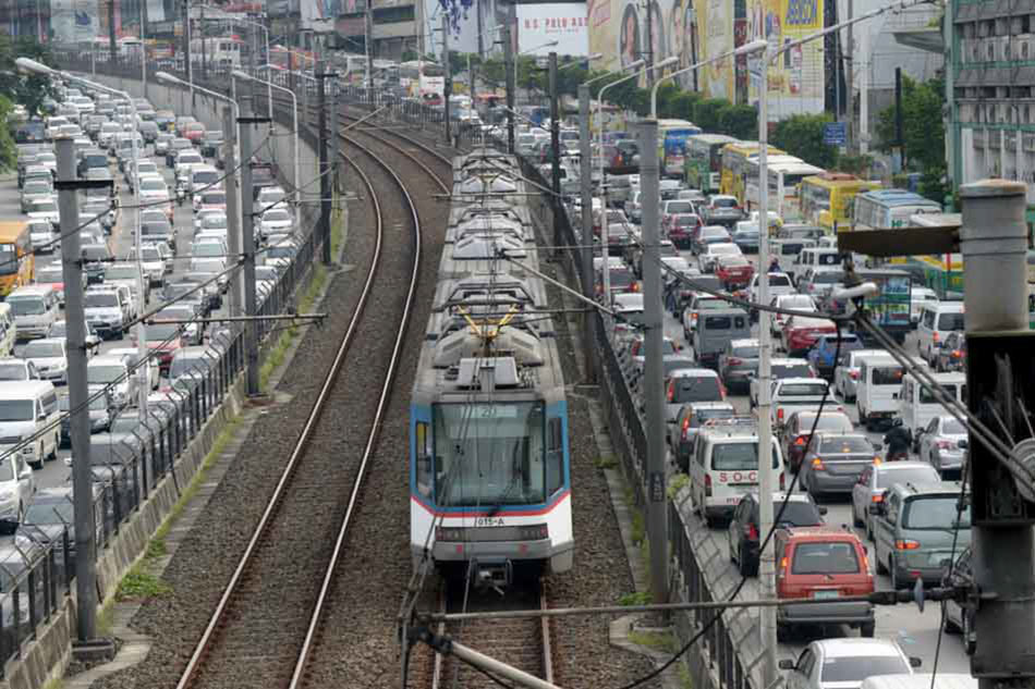 MRT to offer free rides to Filipino veterans from April 5-11 1