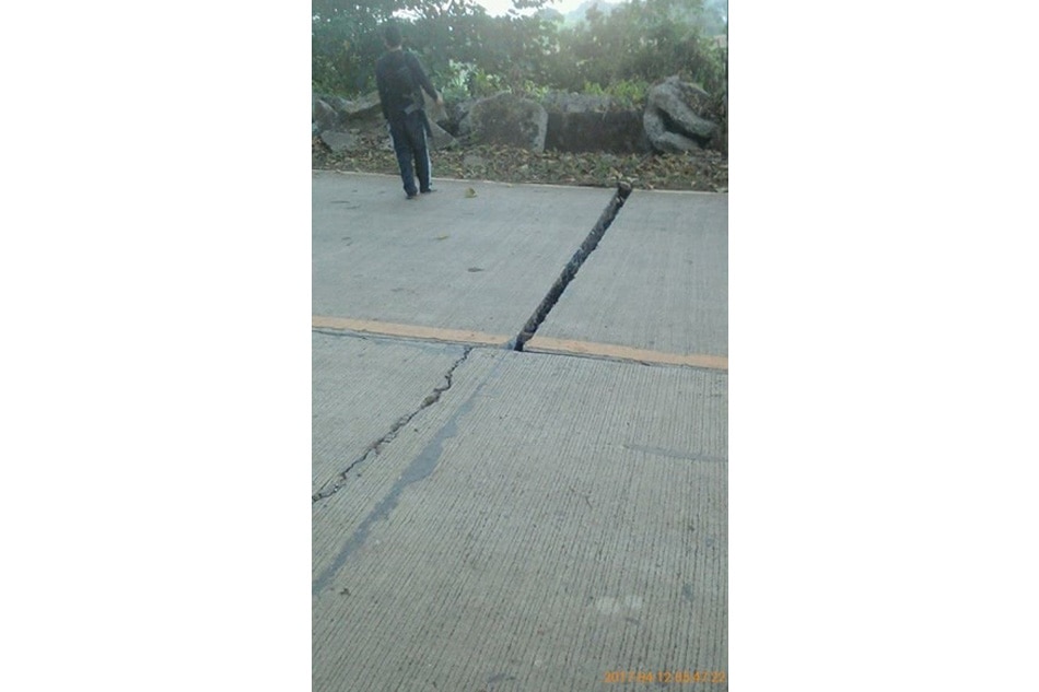 LOOK: M6.0 quake damages highway, homes in Lanao 6