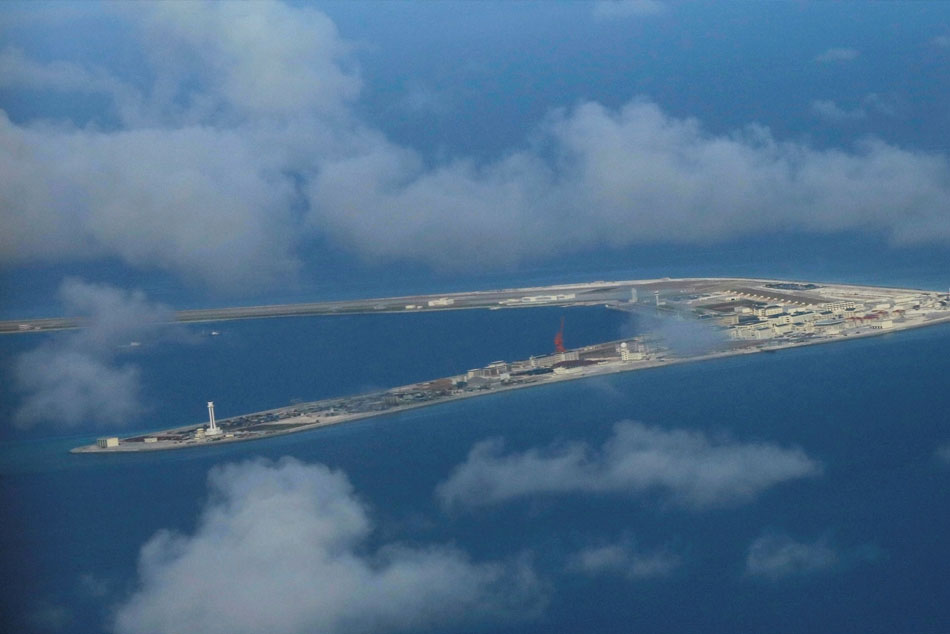 France challenges Beijing in South China Sea 1