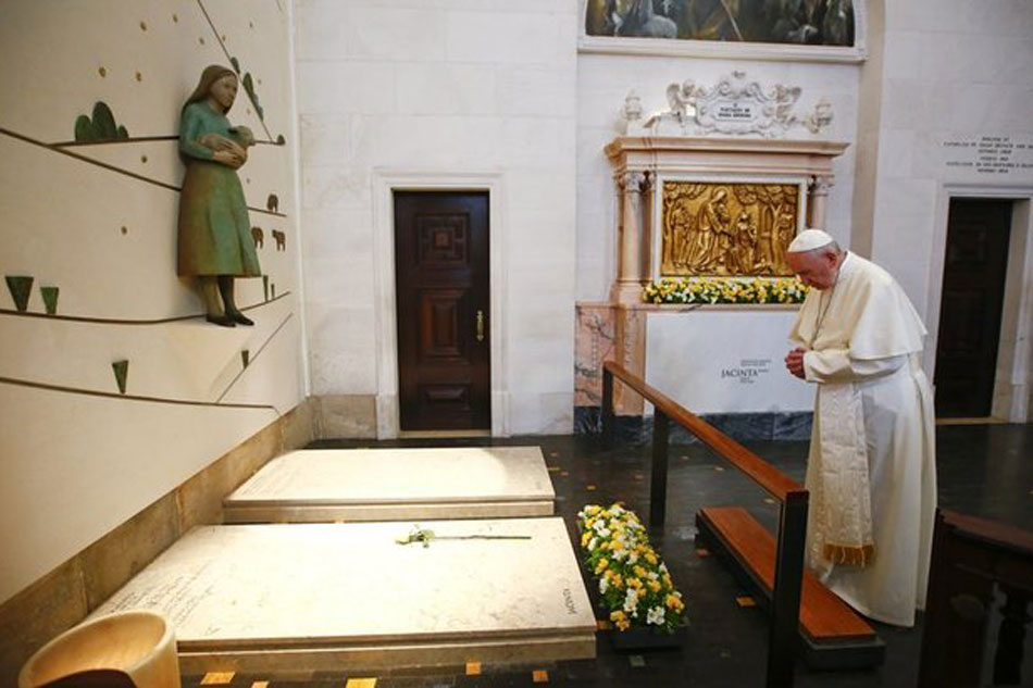 Pope Francis declares 'Fatima child shepherds' saints ABS-CBN News Pope Francis declares 'Fatima child shepherds' saints ABS-CBN News