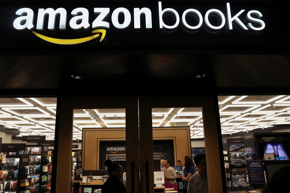 Amazon Opens First Brick And Mortar New York Bookshop | ABS-CBN News