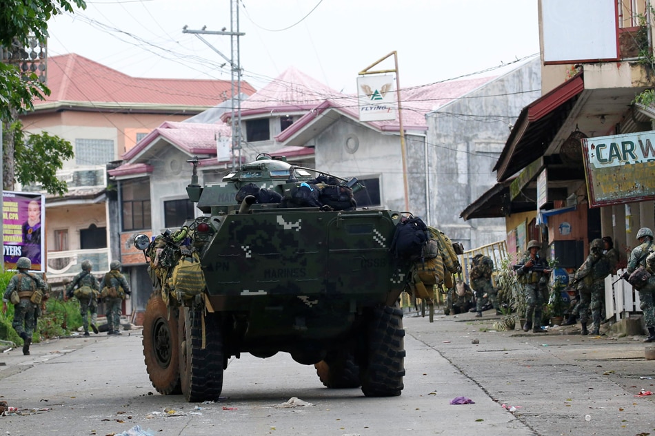 Duterte asks separatists, Maoists to join fight against Maute group 1