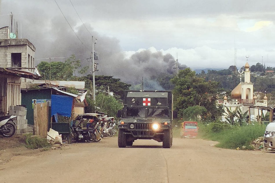 New air strike vs Maute rebels as officials vow to end Marawi siege 1