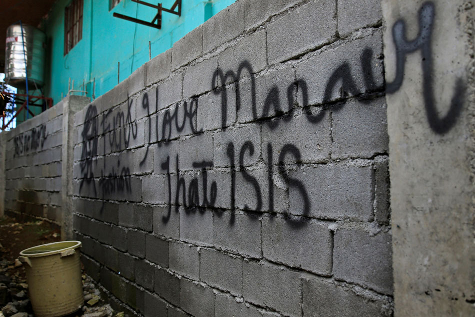 PH says Islamist fighters trapped in corner of besieged town 1