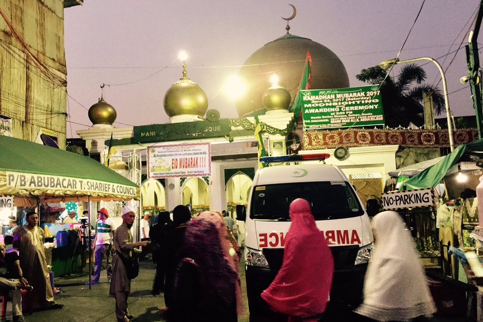 Eid al-Fitr in Manila: Muslims pray for Marawi as Ramadan 