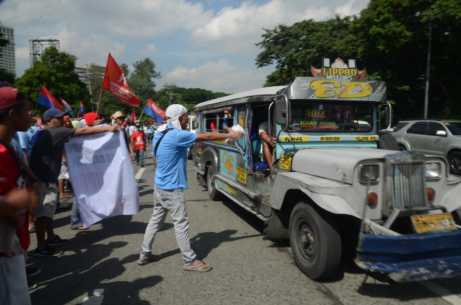 DOTr Official Says PUV Modernization Won't Lead To Higher Jeepney Fares ...