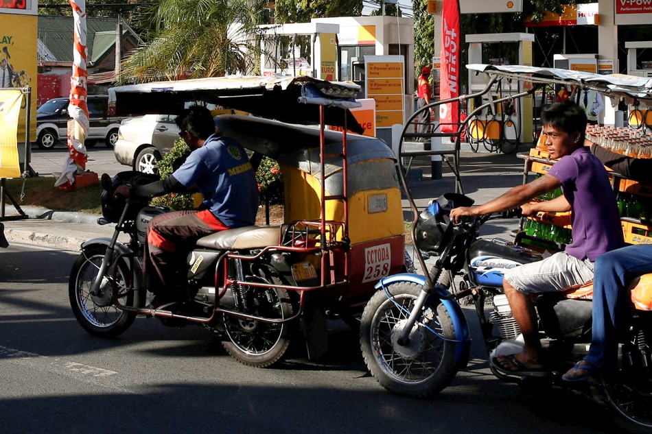 Mga Kolorum Tricycle Drivers Dumadaing Sa Pagsira Ng Side Car Nila Abs Cbn News 1267