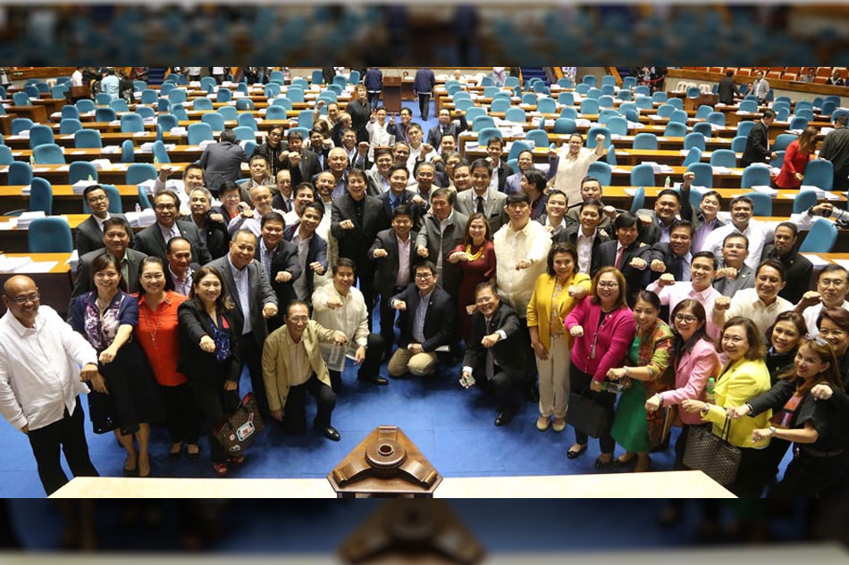House votes for only P1,000-budget for CHR 1