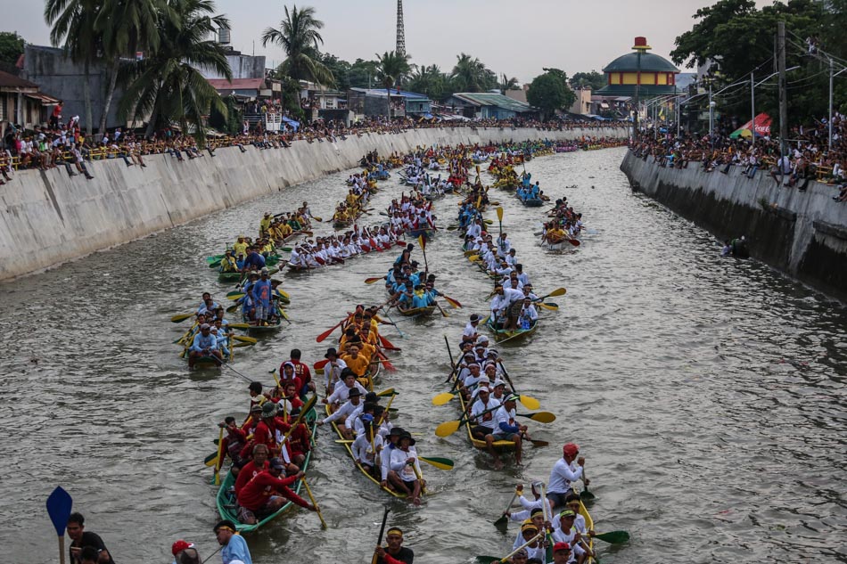 LOOK: Thousands join fluvial procession in Naga 10