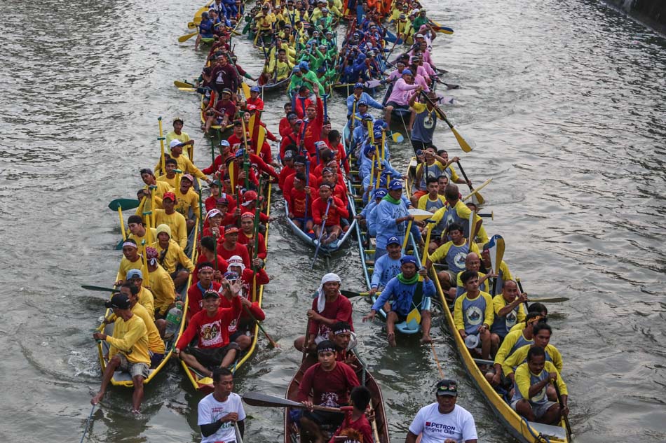 LOOK: Thousands join fluvial procession in Naga 15