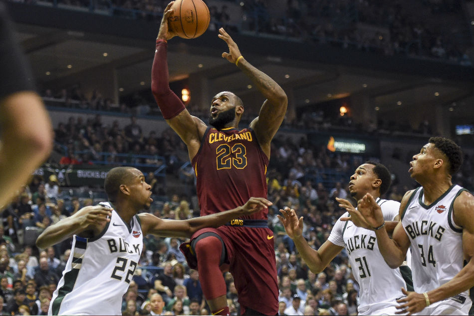 NBA: James delivers as Cavaliers breeze past Bucks | ABS-CBN News