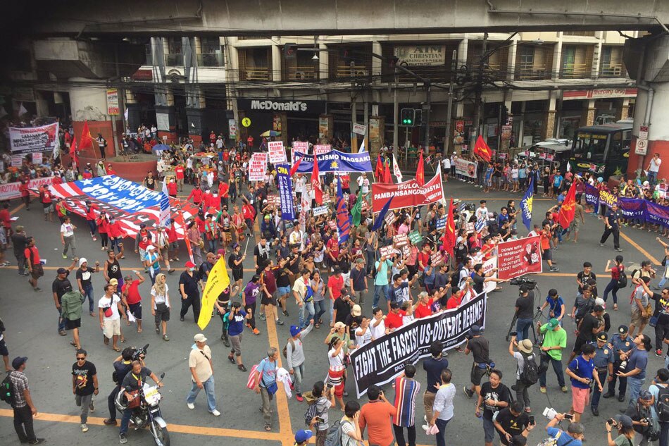 Asean Protests End With Burning Of Us Flag In Mendiola 