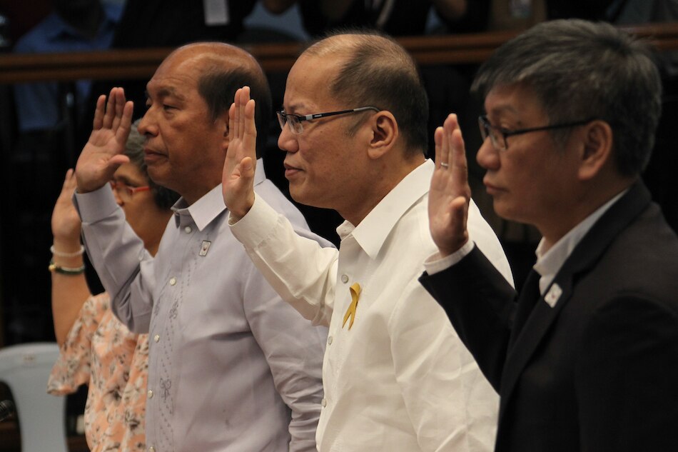 Aquino faces Senate probe on Dengvaxia mess 1