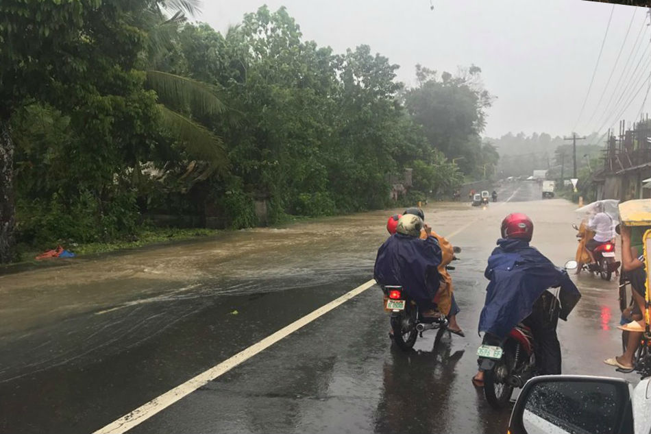 Floods, Landslides Hit Bicol, Central Visayas Before 'Urduja' Landfall ...