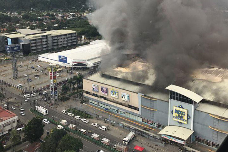 Fire hits Philippine mall; 2 dozen employees feared trapped