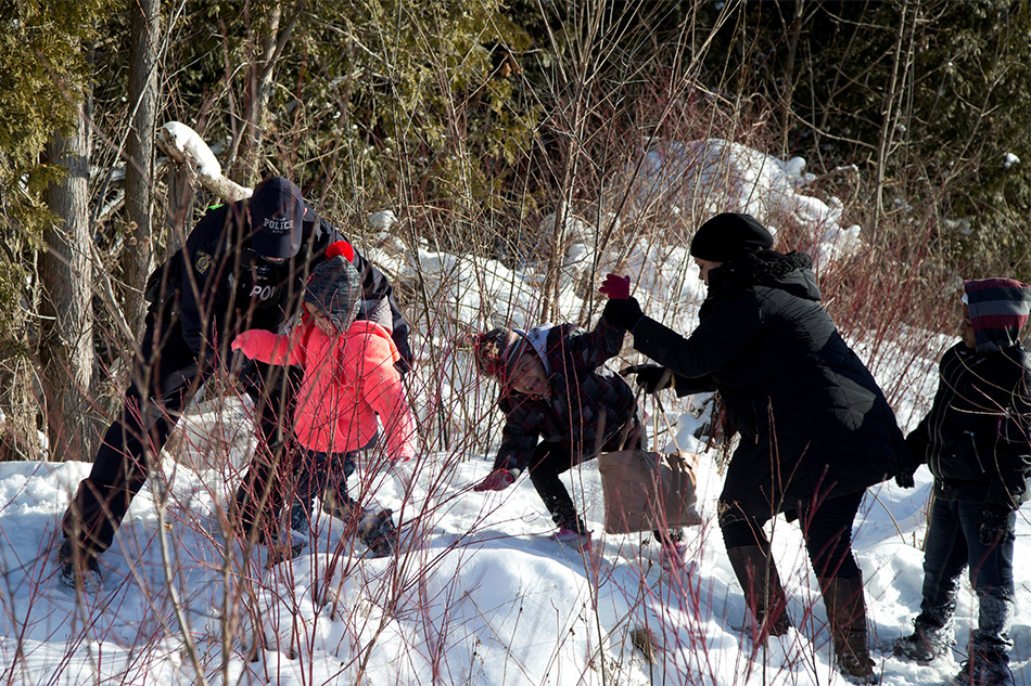 this-immigrant-left-the-u-s-to-seek-asylum-in-canada-and-regrets-it-vice