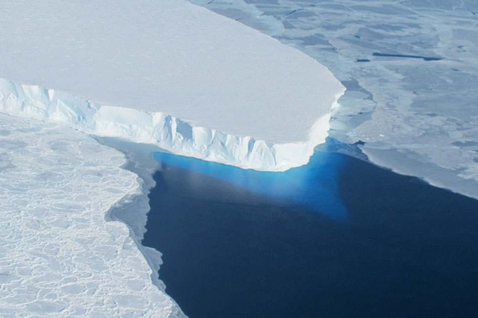 Sea Ice Hits New Record Low At Both Poles Abs Cbn News 9524