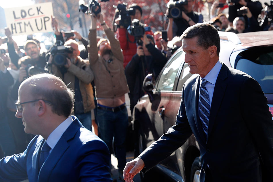 FACTBOX: 5 facts about ex-Trump security aide Michael Flynn 1