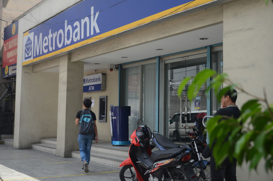 Metrobank net income drops by half in 2020 as provisions for bad loans spike 1
